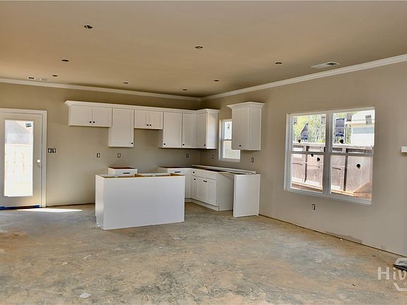 2nd image of 215 Timsbury