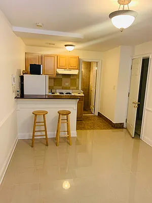 Rented by Voro New York | media 33