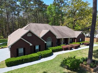 929 Hall Rd, Thomasville, GA 31757