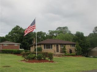 1701 Diane Merle Dr, Irwin, PA