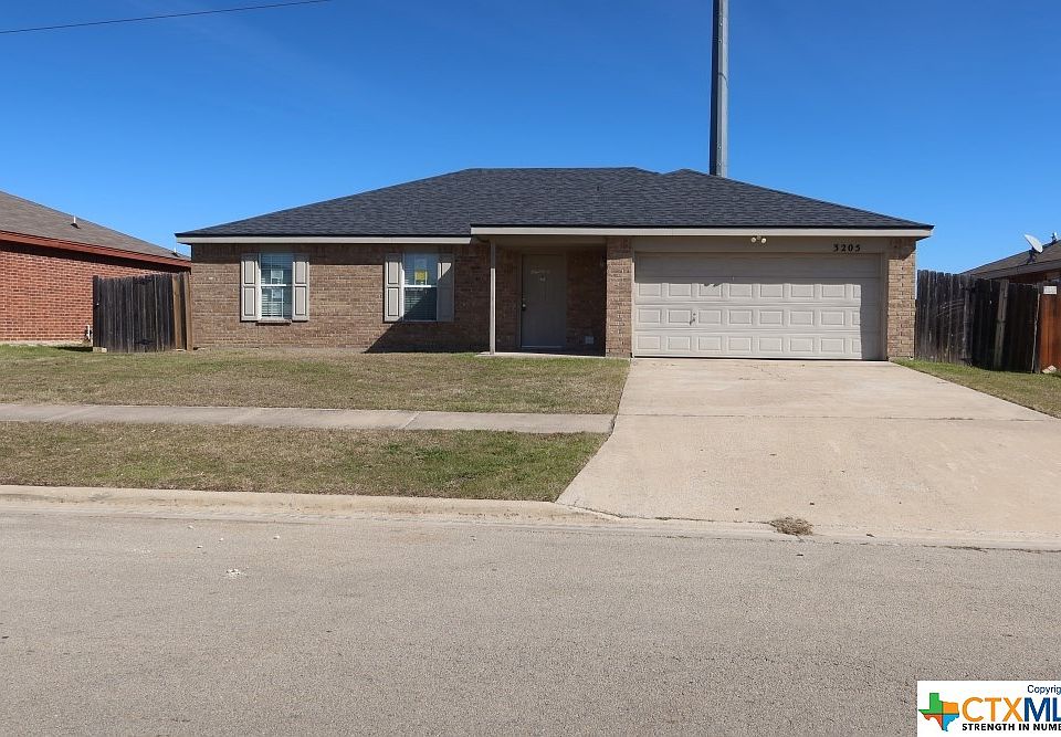 1st image of 3205 Tom Lockett Dr