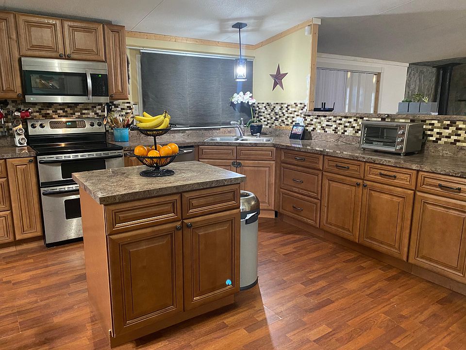 Kitchen bar area overlooking living room