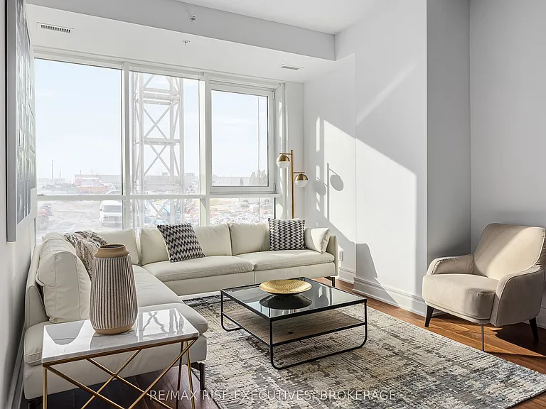 150 Marketplace Ave #806 — Photo 8