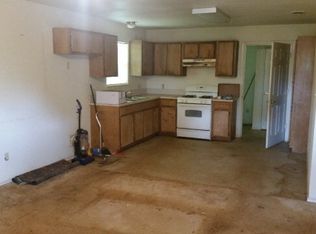 111 Grant St, Palestine, TX 75801