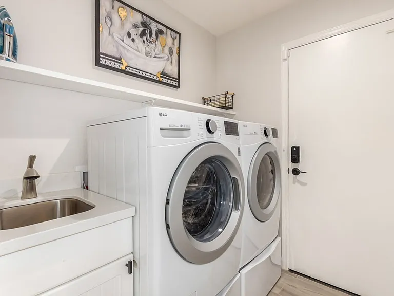Laundry Room Cabinet