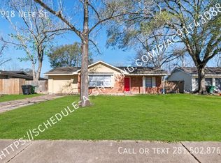 6918 Neff St, Houston, TX 77074