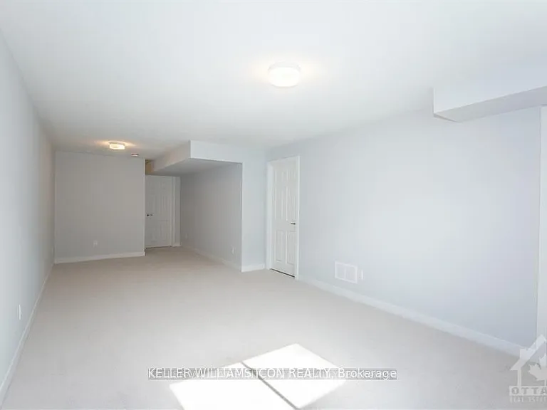 212 Ormiston Cres — Photo 27
