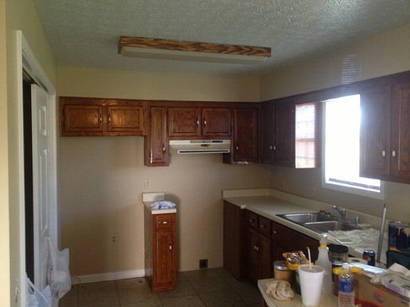 2nd image of 209 Indian Hills Dr
