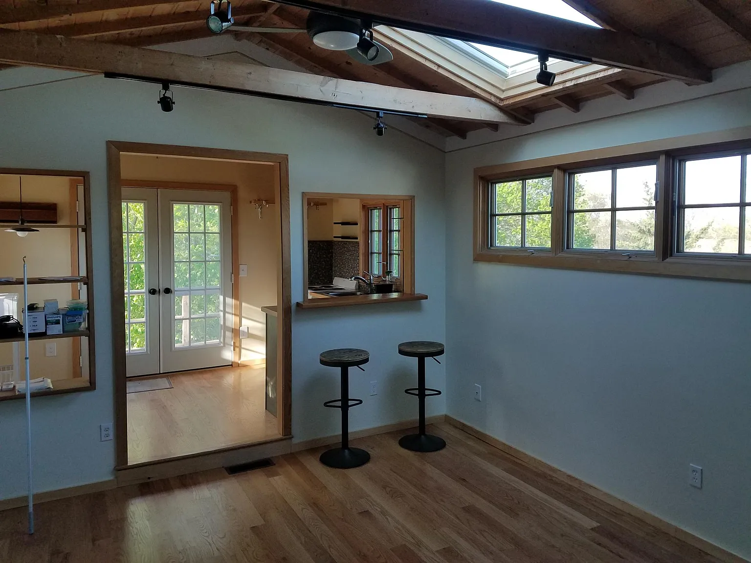 Studio, 405 sqft, $1,500 — Photo 2