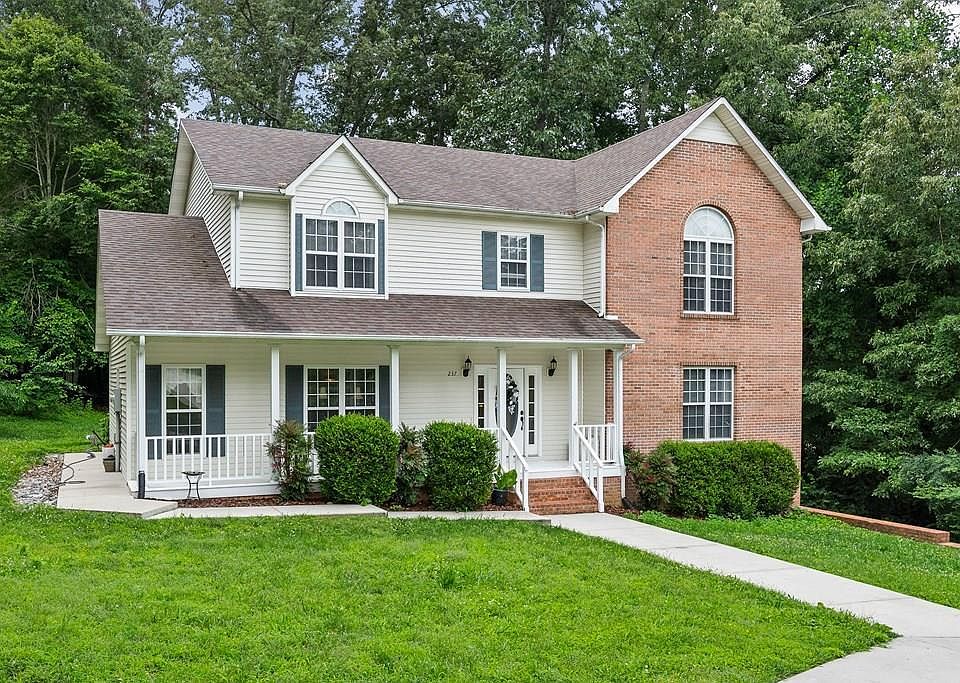 1st image of 237 Windsor Dr