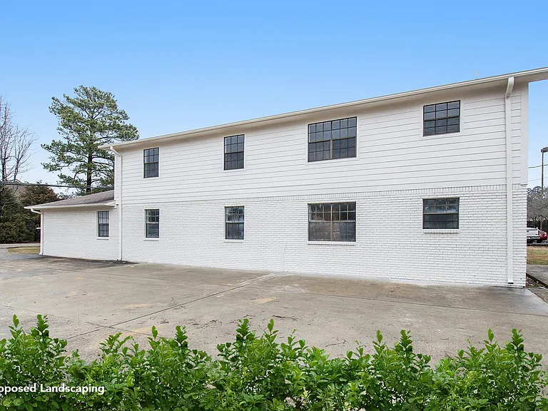 Greendale Apartments — Photo 16