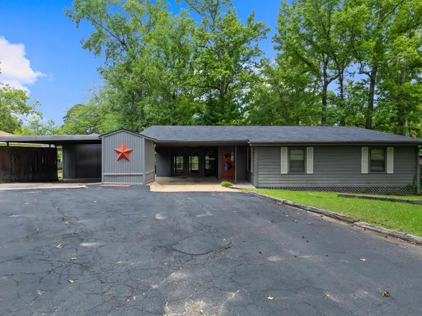 308 E Lake Rd, Longview, TX 75604