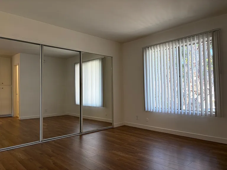 Woodman Villas — Photo 12