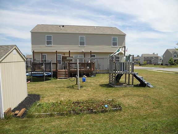 5th image of 113 Parkdale Dr