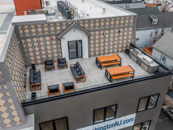 345 Avenue A image 13 of 20