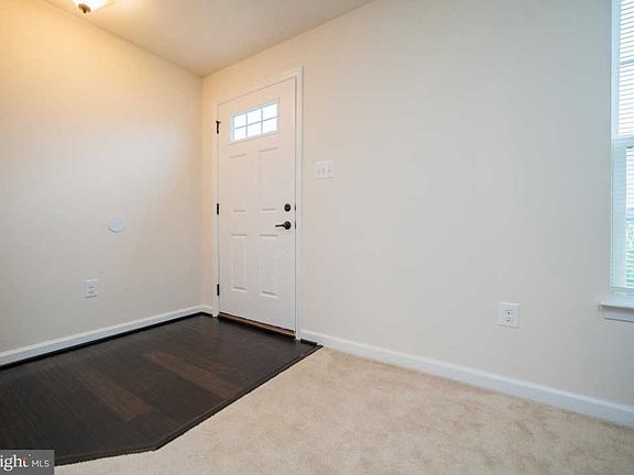 5th image of 1055 Agricopia Dr