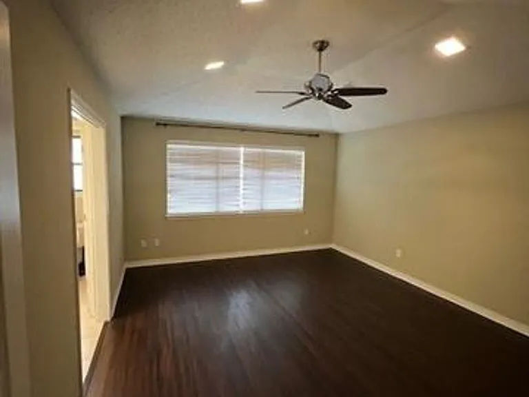 228 Constellation Dr — Photo 8