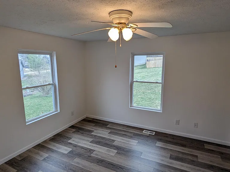 2347 S Peoples Ct — Photo 9