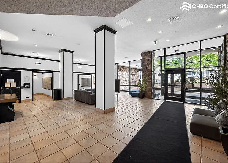 Lobby 2
