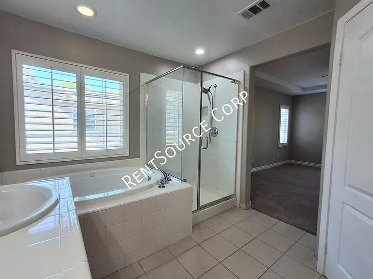 25361 Playa Serena Dr — Photo 33