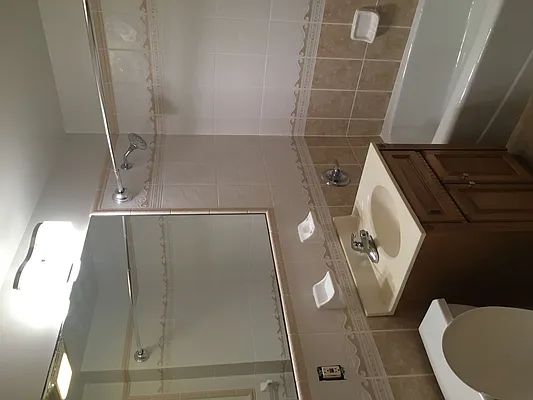 Rented by LDMI Realty Group LLC | media 12