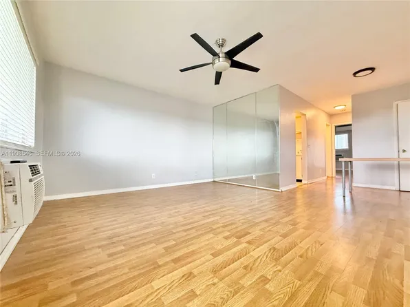 455 Golden Isles Dr, Hallandale, FL