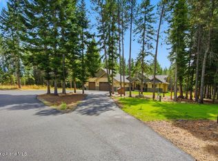 11070 E Grizzly Meadow Ct, Athol, ID 83801