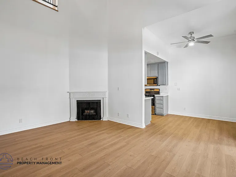 Rollingwood Apartments — Photo 53