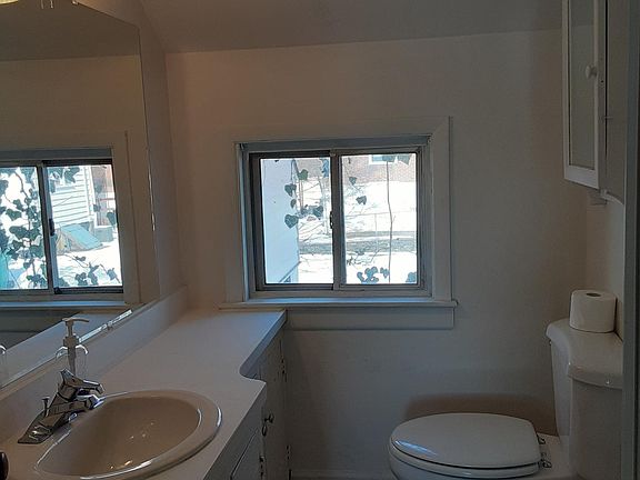 2nd image of 106 N State St #106