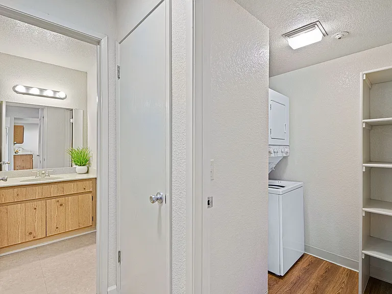 Country Brook Rental Condos — Photo 45
