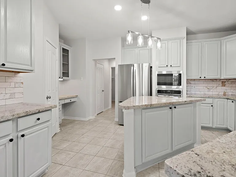 308 Meadow Trail Ct — Photo 27