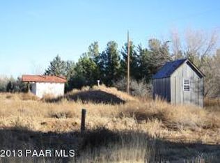 690 W Living Tree Ln, Paulden, AZ 86334