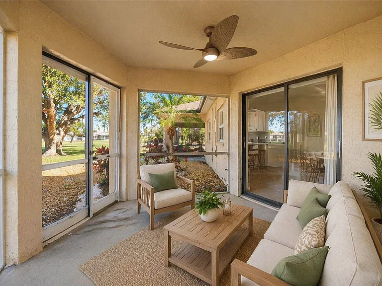 1203 Saxony Cir #A — Photo 11