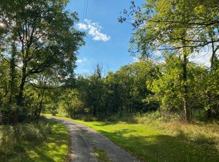 Hartland Rd, Fenton, MI 48430