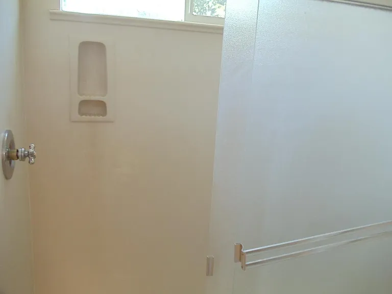 131 Legacy St — Photo 17