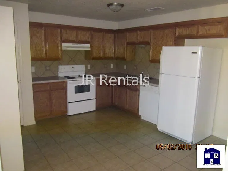 2915 Sunflower Trl #B — Photo 5