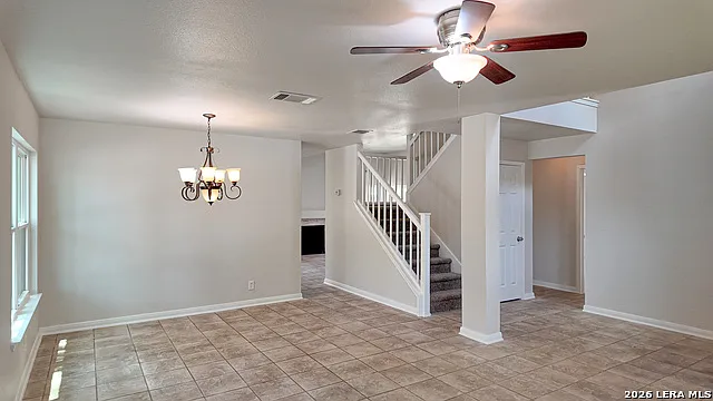 4 bed, 2.5 bath, 1990 sqft, $1,750 — Photo 4