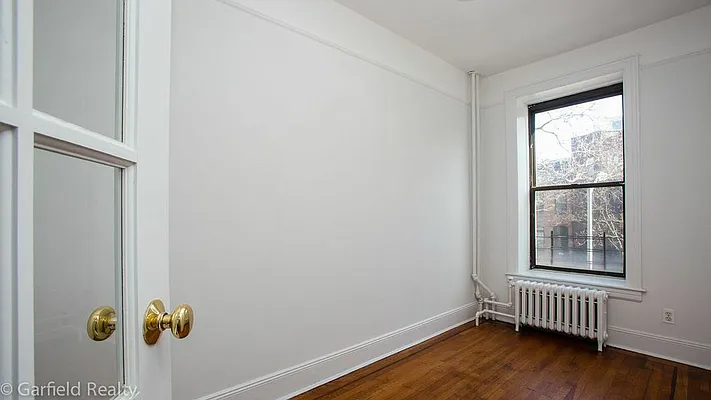 Rented by Garfield Realty  | media 20