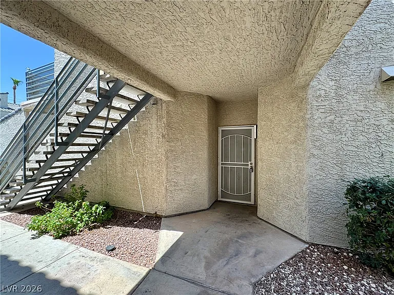 6250 W Flamingo Rd #48 — Photo 2