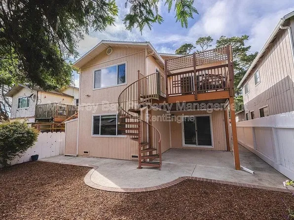 1207 David Ave, Pacific Grove, CA 93950