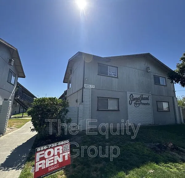 1873 Emma Lee Ln — Photo 1
