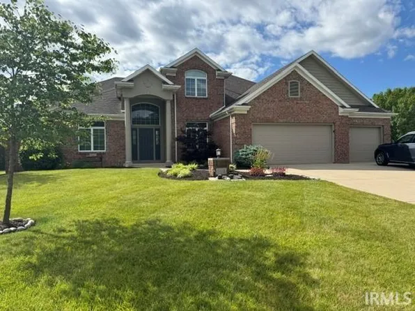13021 Garnet Hl, Fort Wayne, IN 46845