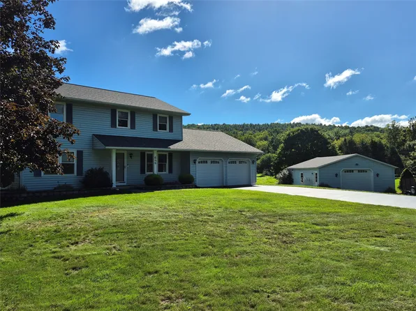 646 Day Hollow Rd, Owego, NY 13827