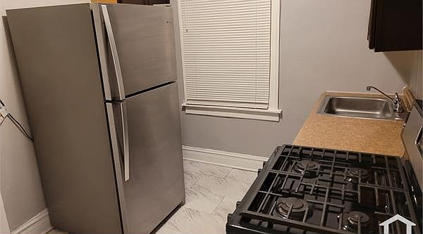 1st image of 7259 S Phillips Ave Unit 2A