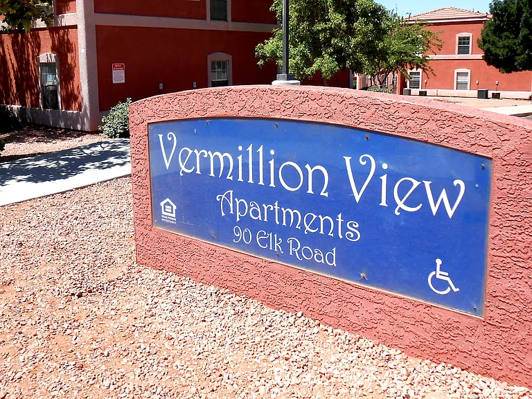 Vermillion View — Photo 2