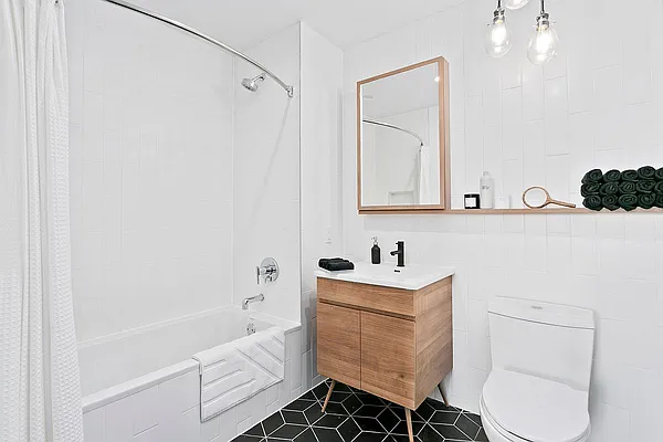 Rented by Bohemia Realty Group | media 3