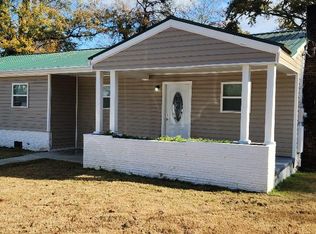 103 S Montrose St, Fort Valley, GA 31030