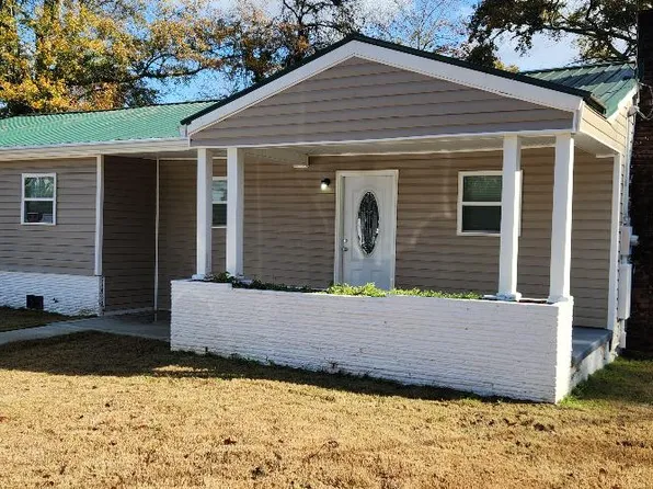 103 S Montrose St, Fort Valley, GA 31030