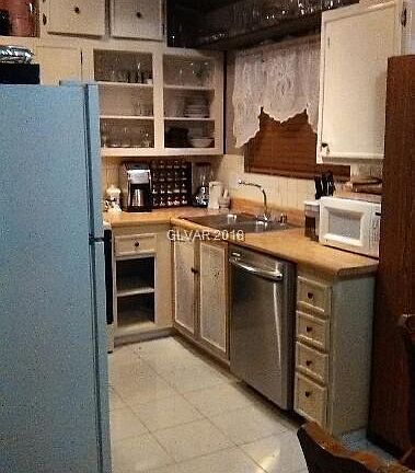 3rd image of 5136 Savannah St