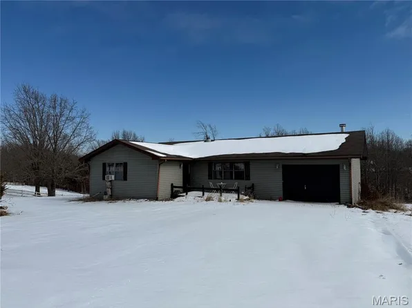 13906 Elm Dr, Plato, MO 65552